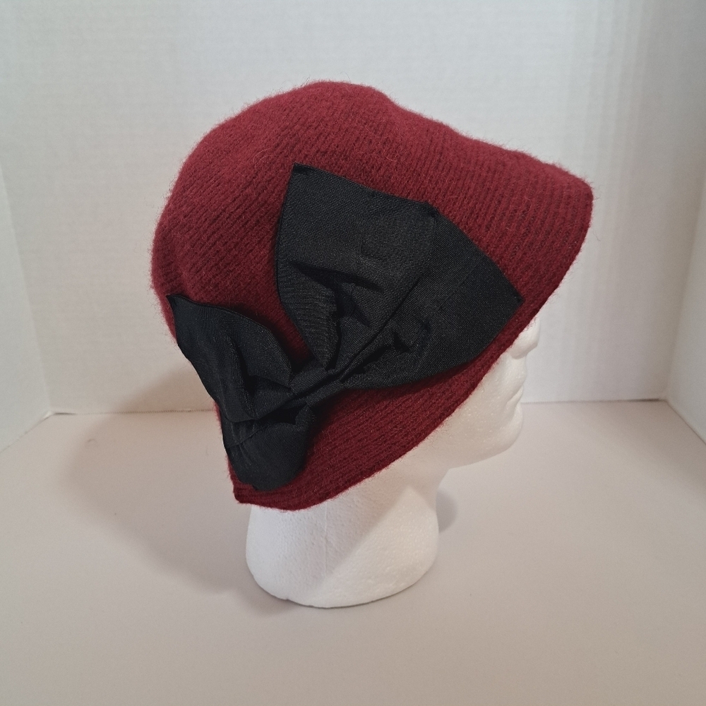 Scala Pronto‎ Burgundy Wool Cloche Hat With Black Bow Accent